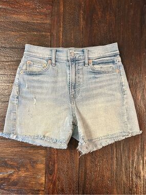 GAP Light Wash High Rise Denim Frayed Hem Cutoff Shorts- 4in